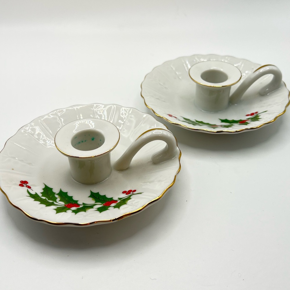 VTG Christmas Ceramic Taper Candle Holders Set